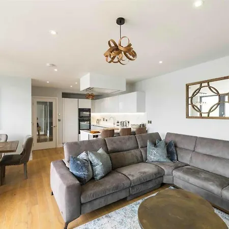 Apartment Luxury In Bristol's Creative Quarter