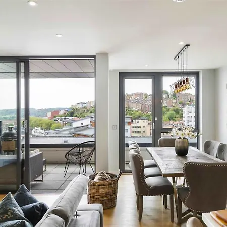 Luxury In Bristol's Creative Quarter *