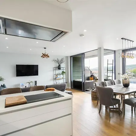 Luxury In Bristol's Creative Quarter