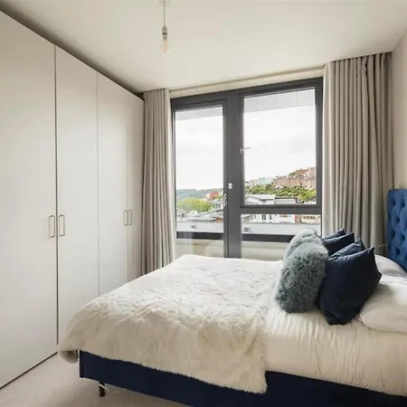 Apartment Luxury In Bristol's Creative Quarter Bristol