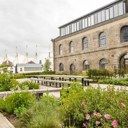 Luxury In Bristol's Creative Quarter Bristol